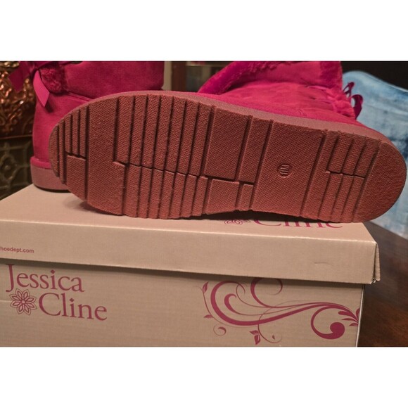 Jessica Cline Bow Faux Suede Boots RED Size 11 New - Picture 6 of 6